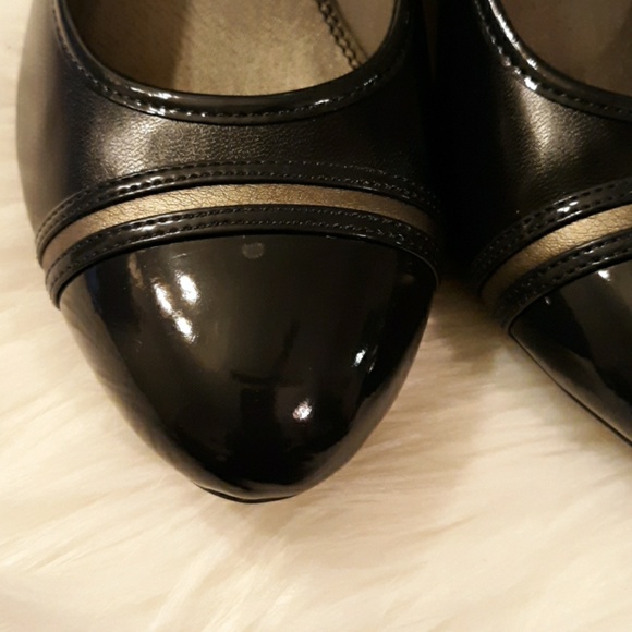 Naturalizer Premier-N Pumps - Picture 2 of 8